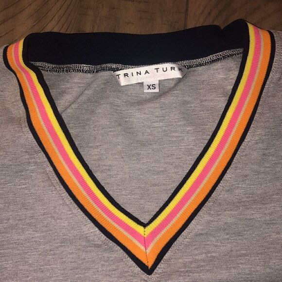 Trina Turk Neon Trim VNeck Athleisure Dress. Run 🏃‍♀️ to your Cocktail 🍹 Party - Picture 14 of 16